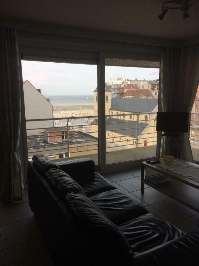Res Apollo Nieuwpoort Apartment Bagian luar foto